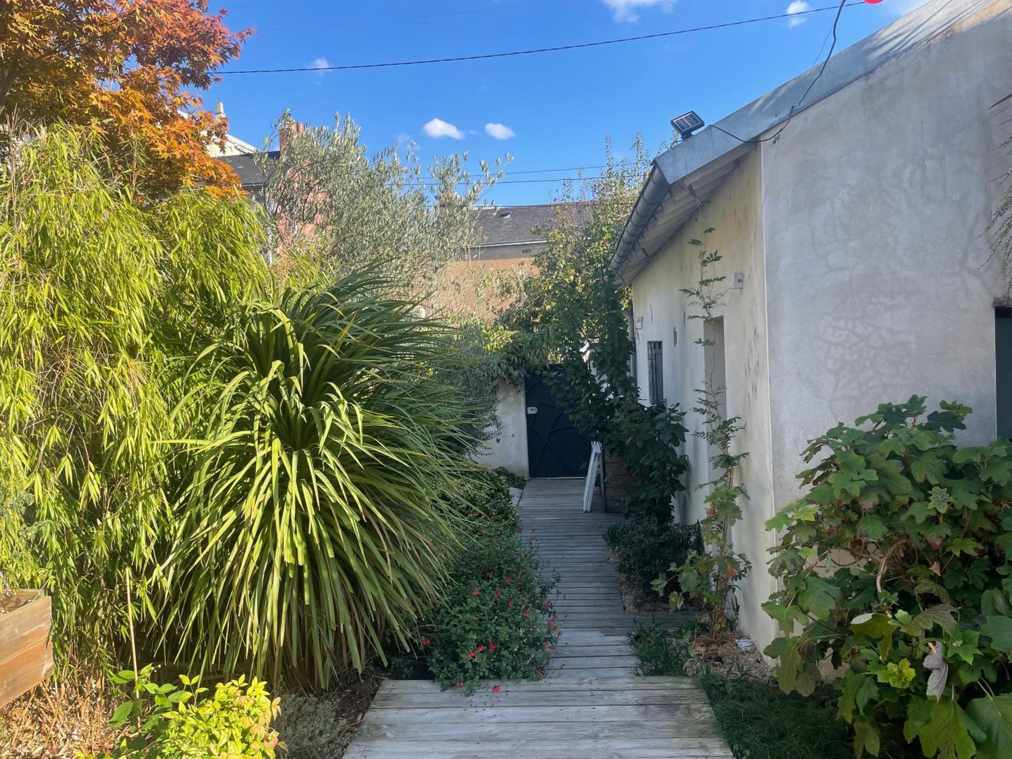 Duplex Confort Et Jardin Charmant Нант Экстерьер фото